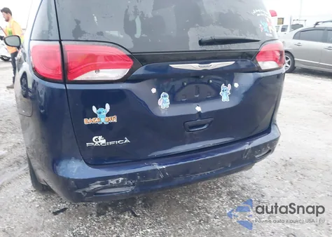 2017 Chrysler Pacifica Touring z USA, uszkodzony, nr VIN 2C4RC1DG4HR587767